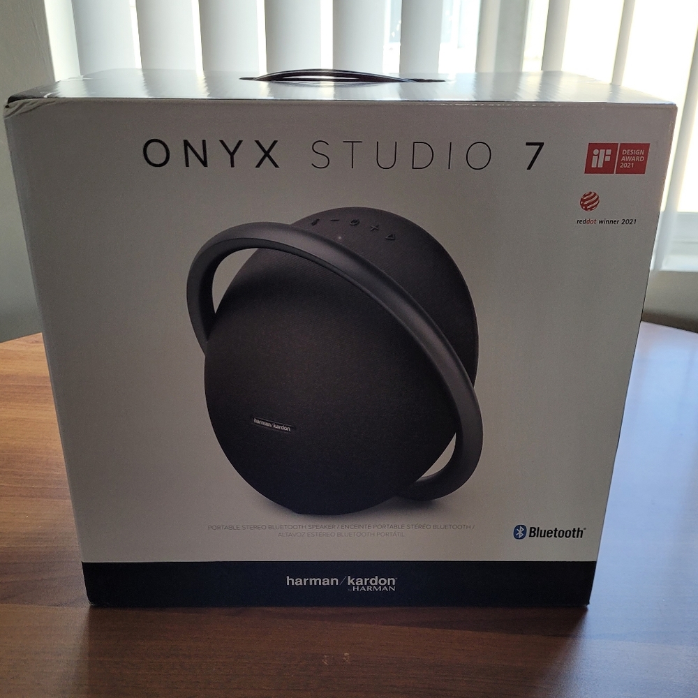 Harman kardon onyx studio 7